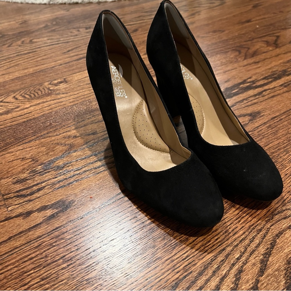 Black square heel pumps, suede- from Aerosoles size 10